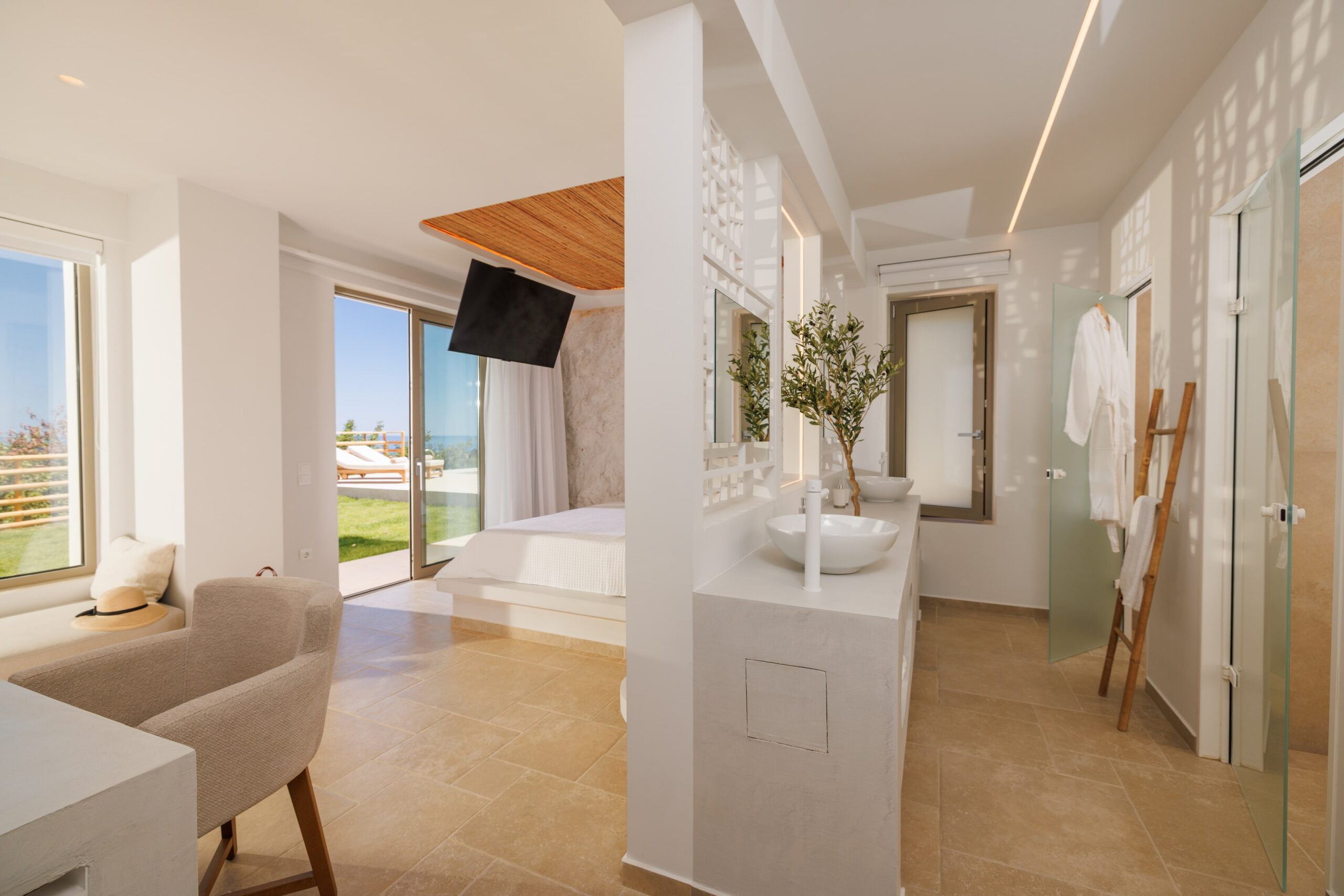 MASTER BEDROOM 1 (1)