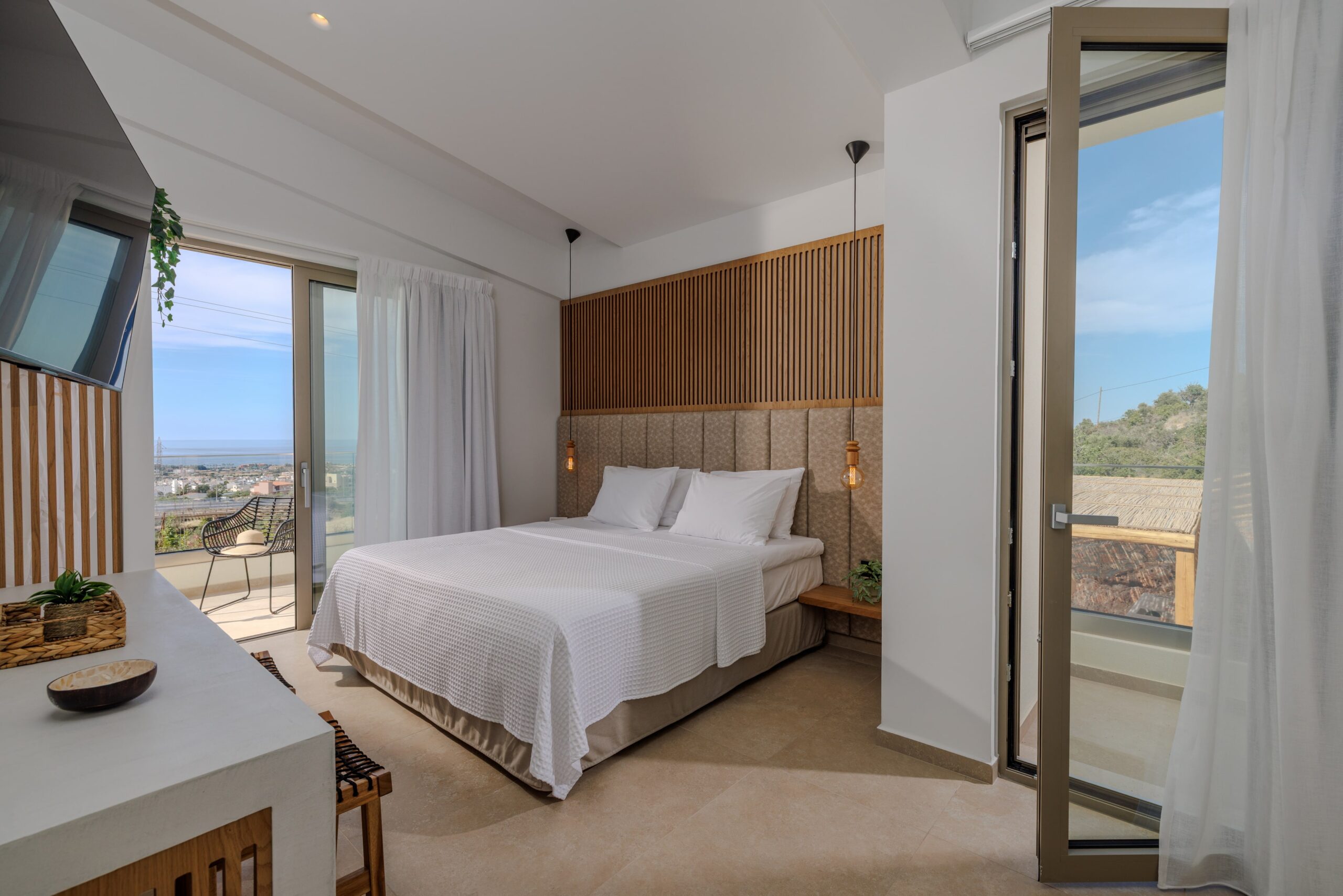 MASTER BEDROOM 4 (1)